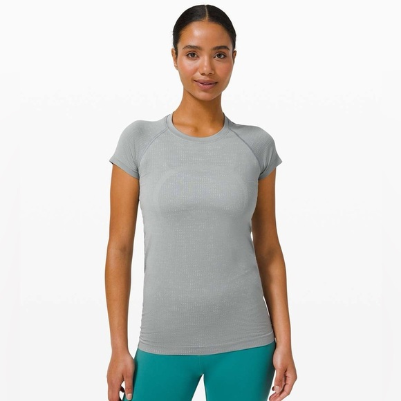 Lululemon Swiftly Tech Short Sleeve Shirt 2.0
Disconnect Rhino Grey / Vapor - Picture 5 of 11